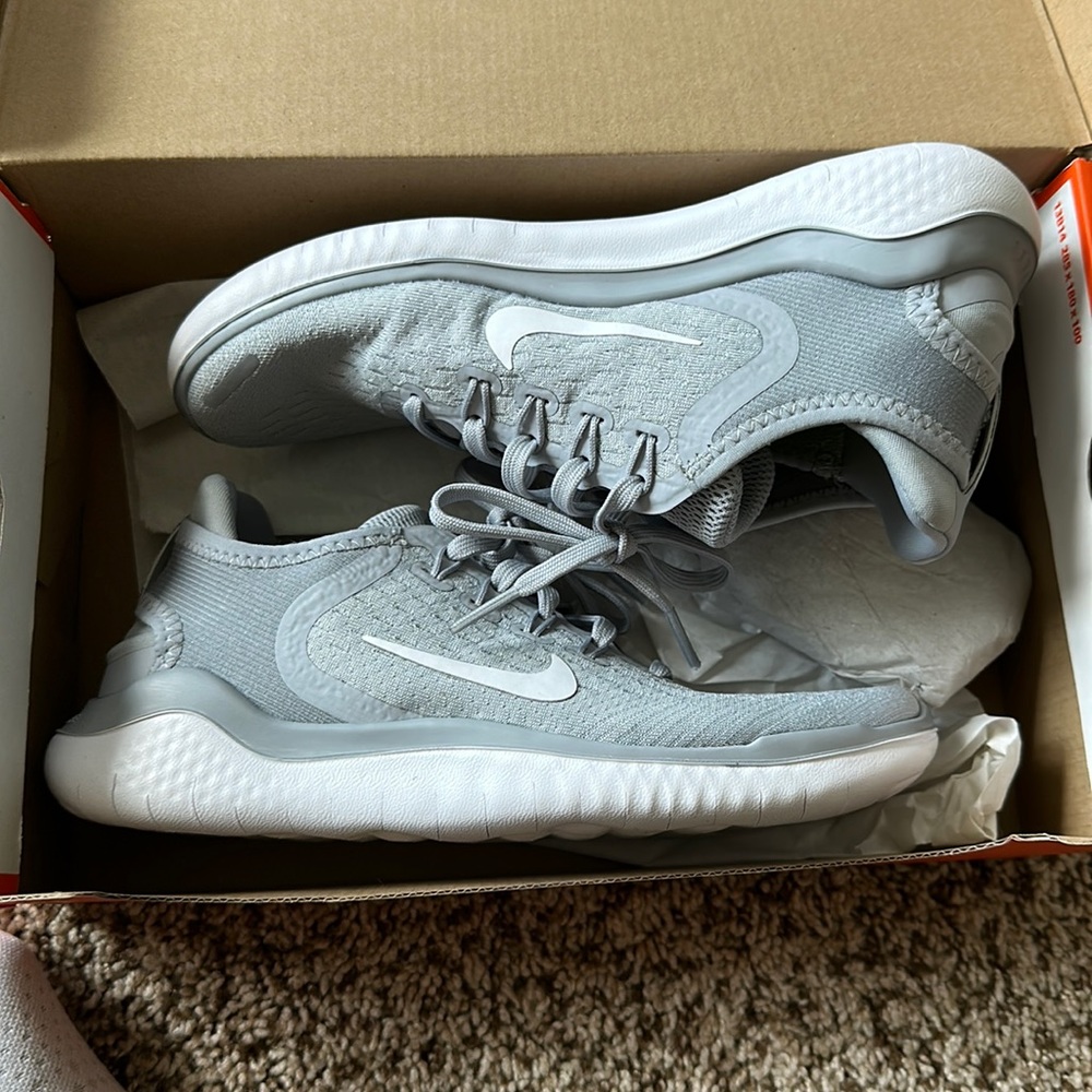 Nike Free Run, grey